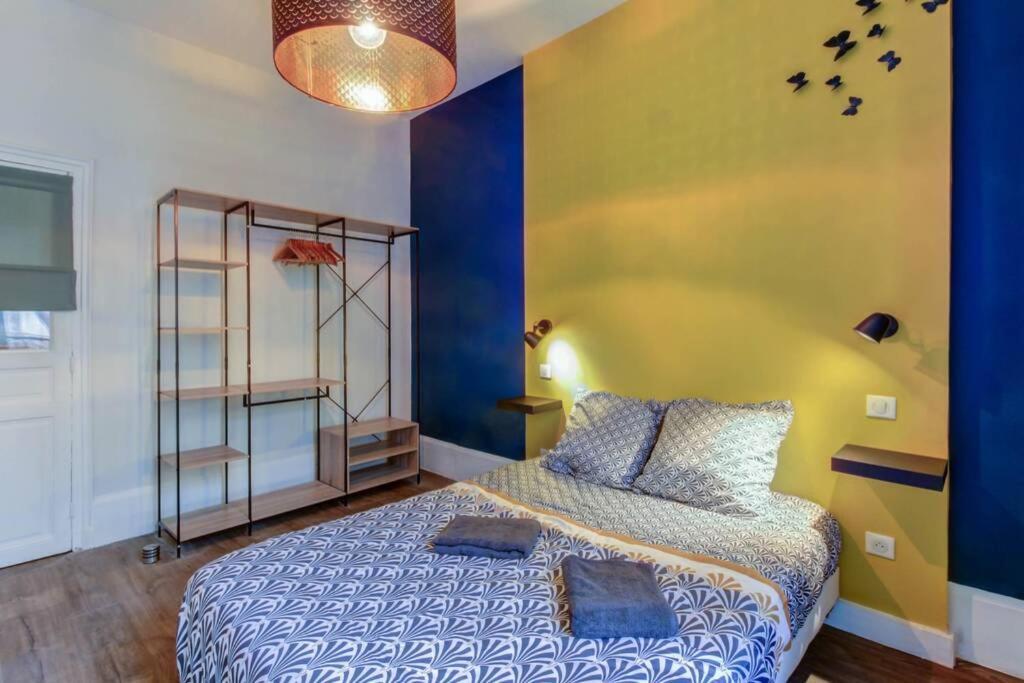 Le Dormeur Du Val - Topdestination Dijon - Centre Ville - Classe 3 Etoiles Eksteriør billede
